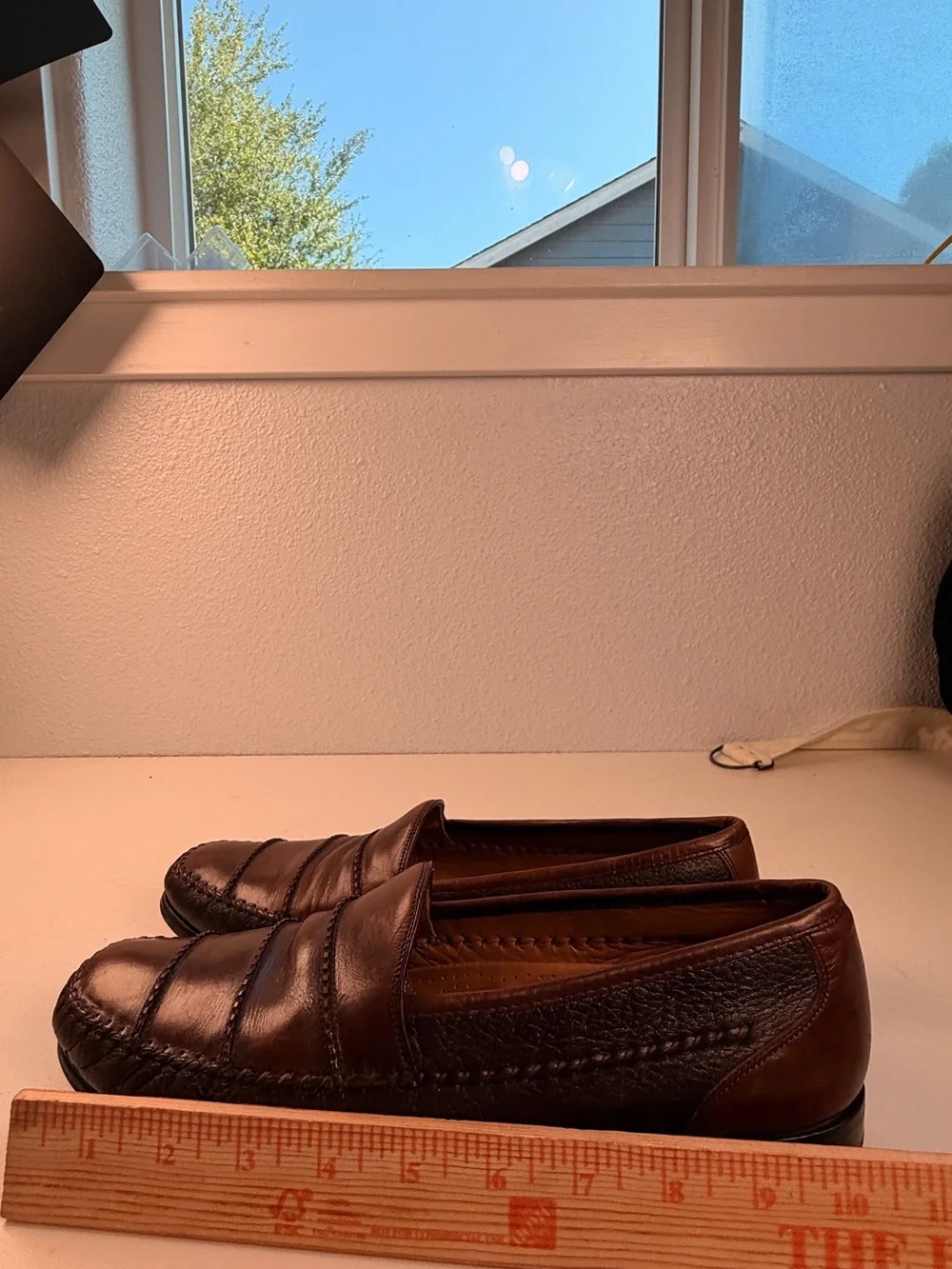 Mezlan Men’s Brown Leather Moc Toe Loafers Size 11 M Made in Spain